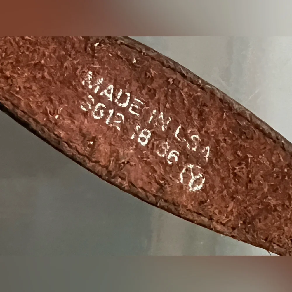 🩶Vintage Concho Leather Belt with Silver Accents & Removable Silver Buckle | S/M - Picture 5 of 16